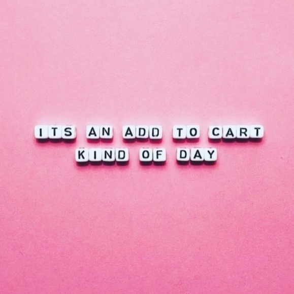 Powder Room Vanity Boudoir Jewelry Accessories - Picture 7 of 16